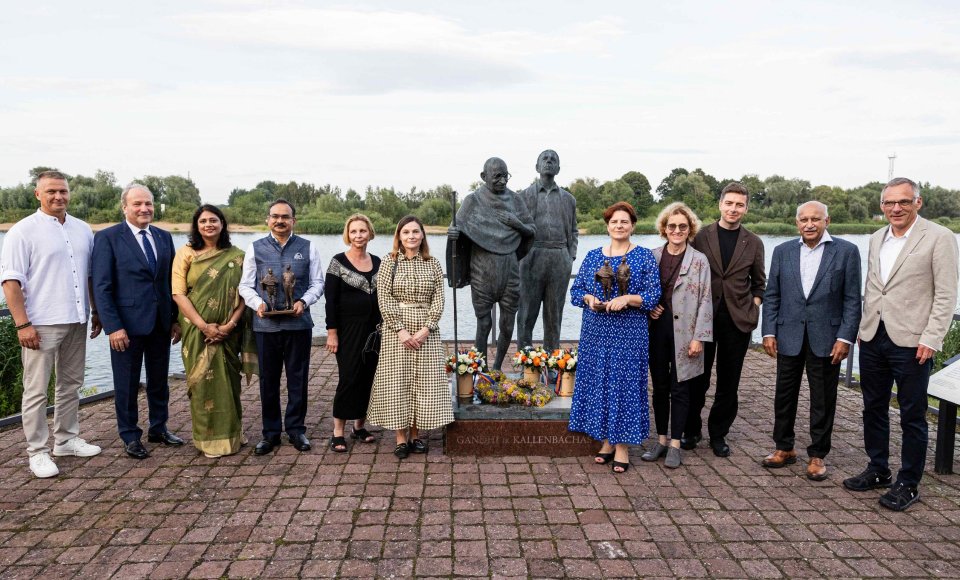 10th Anniversary of Monument to Gandhi and Kallenbach Celebrated in Rusnė